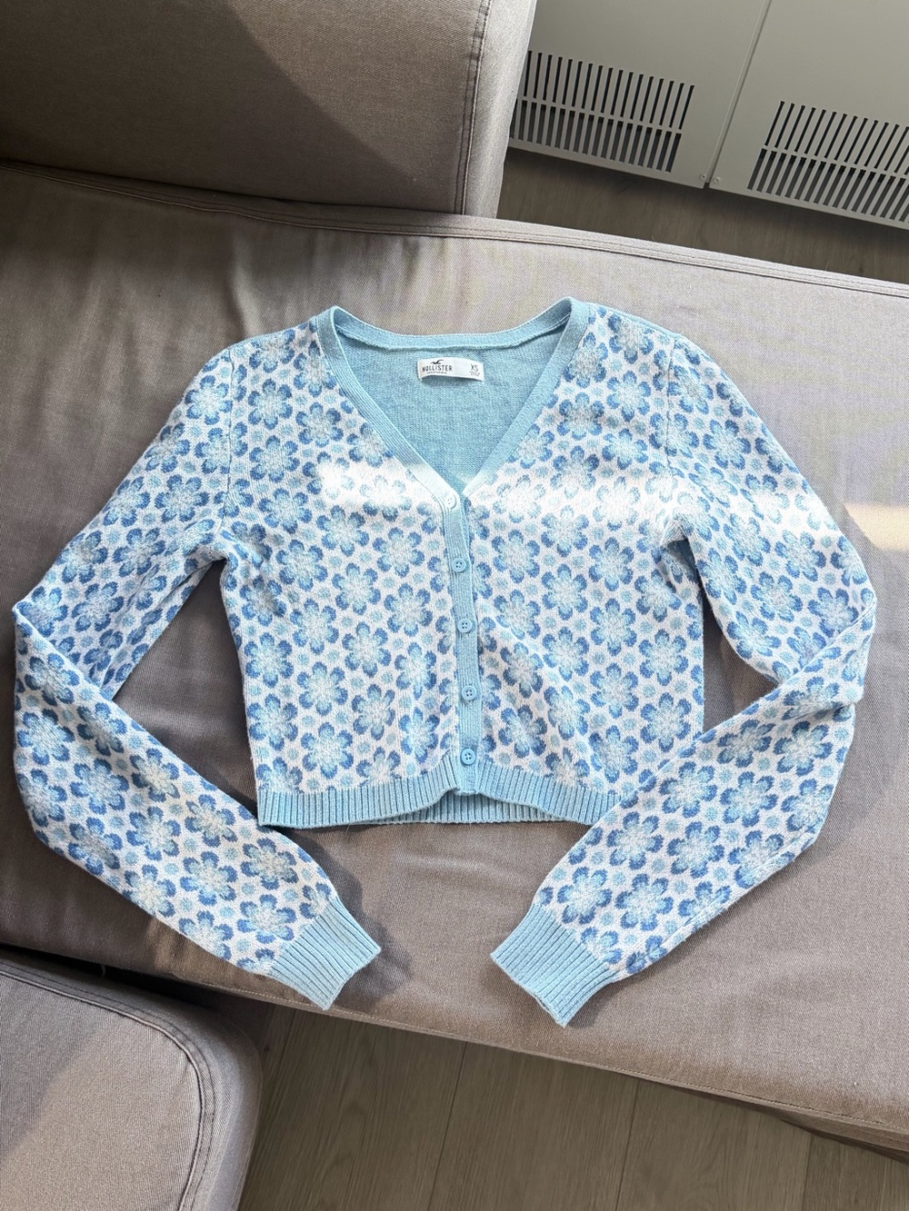 Hollister Light Blue and White Floral V-Neck Cardigan
